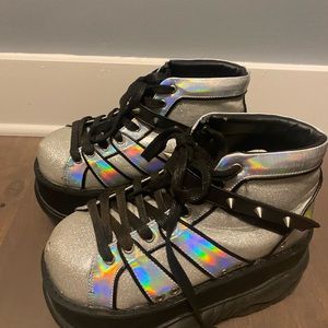 DEMONIA PLATFORM BOOTS